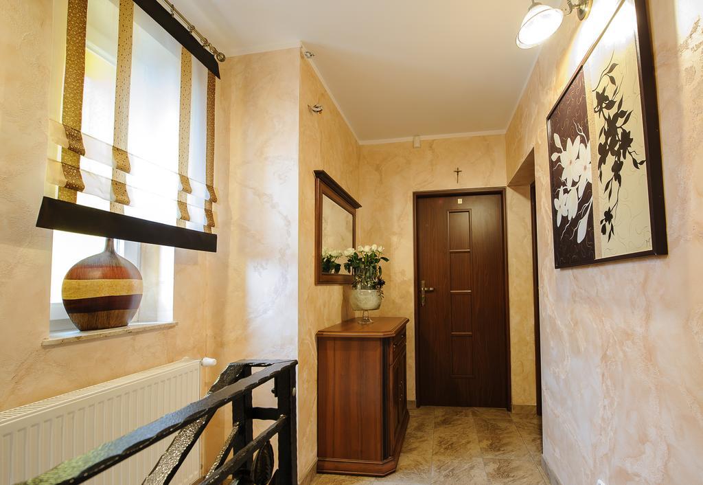 Pokoje I Apartamenty Iwona Цехоцинек Экстерьер фото